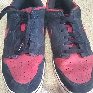 Nike Mens' Dunk SE Low
